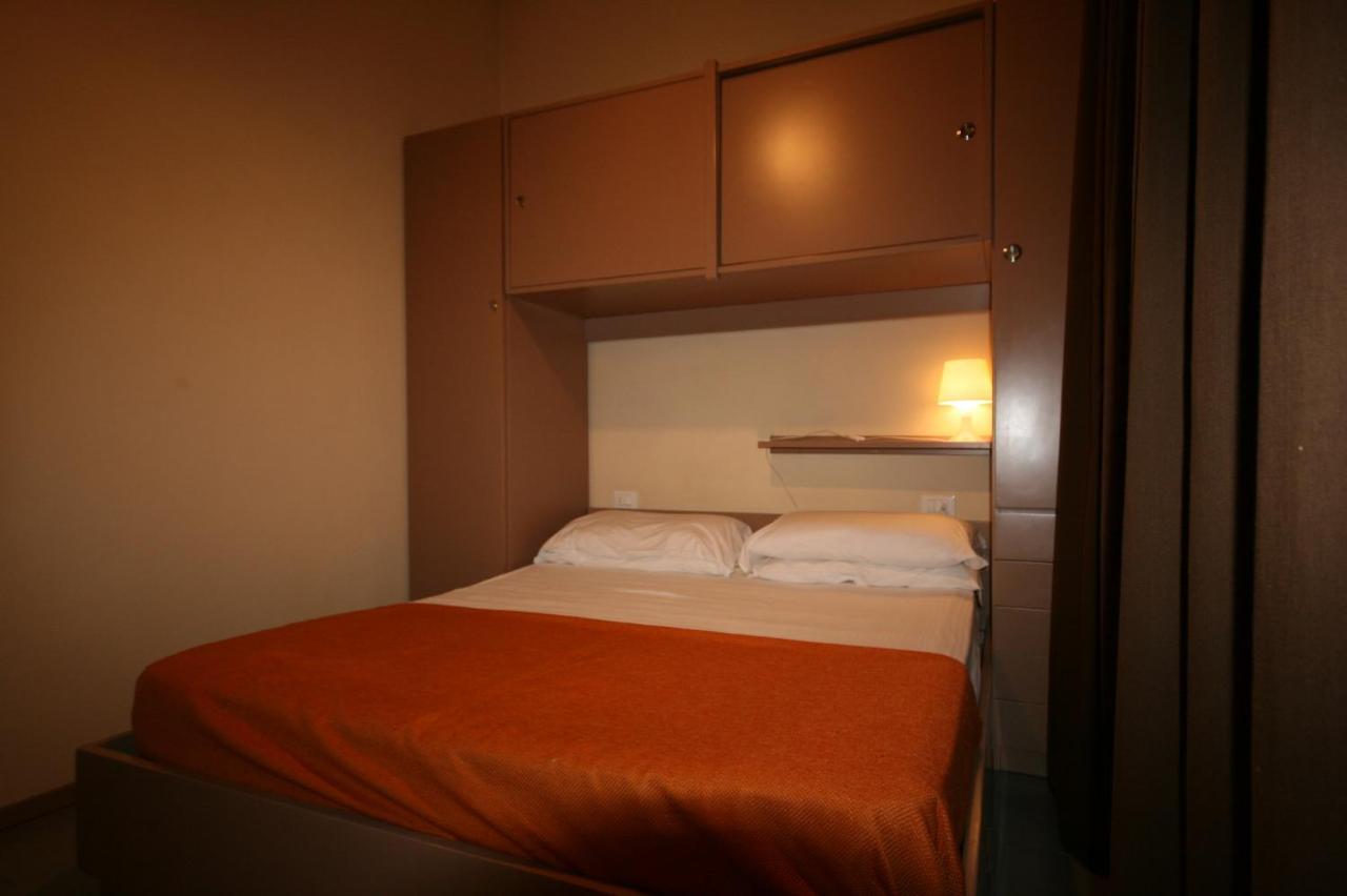 Casa Vacanze Cucciolo Rimini Exteriör bild